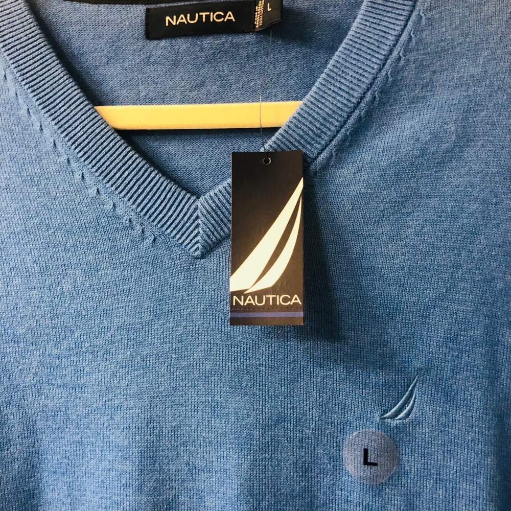 Men’s long sleeve sweater